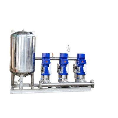 Pompa wodna ze wzmacniaczem częstotliwości Sprzęt do zaopatrzenia w wodę Pompa materiałowa SS304 z rurociągiem i zbiornikiem ciśnieniowym